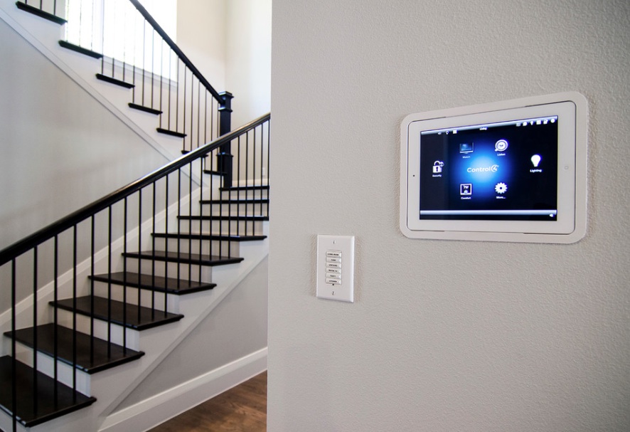 5 Home Security Solutions For Modern Homes